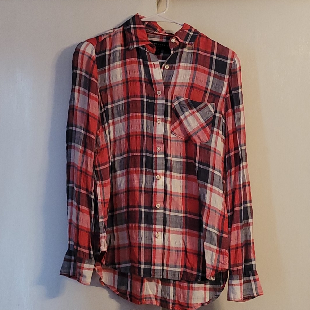 Aeropostale woven plaid shirt